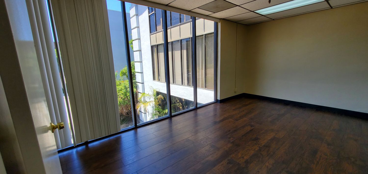 4 Private offices, open space. For lease by owner.